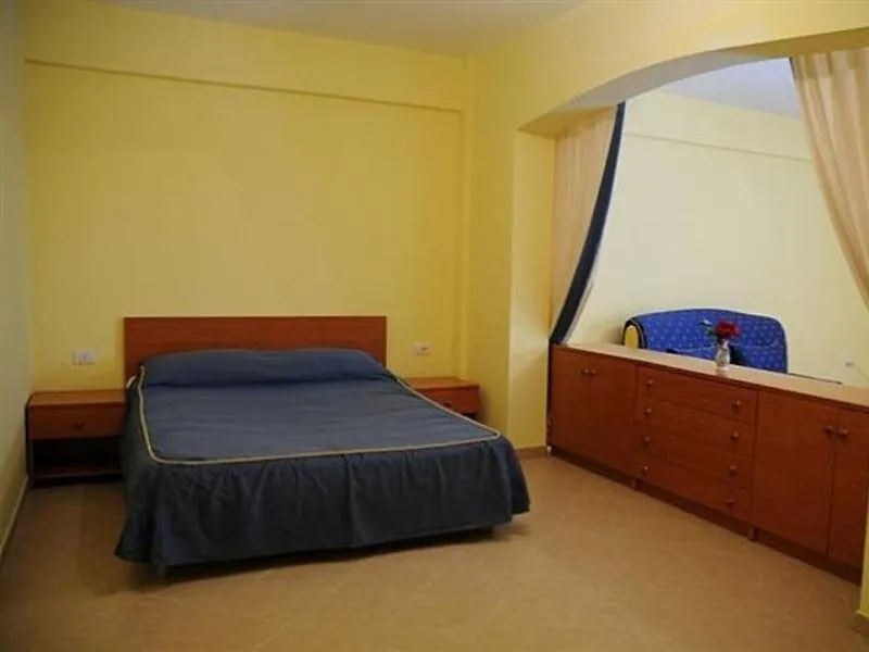 Kla And Xhu Resort Qerret Albania